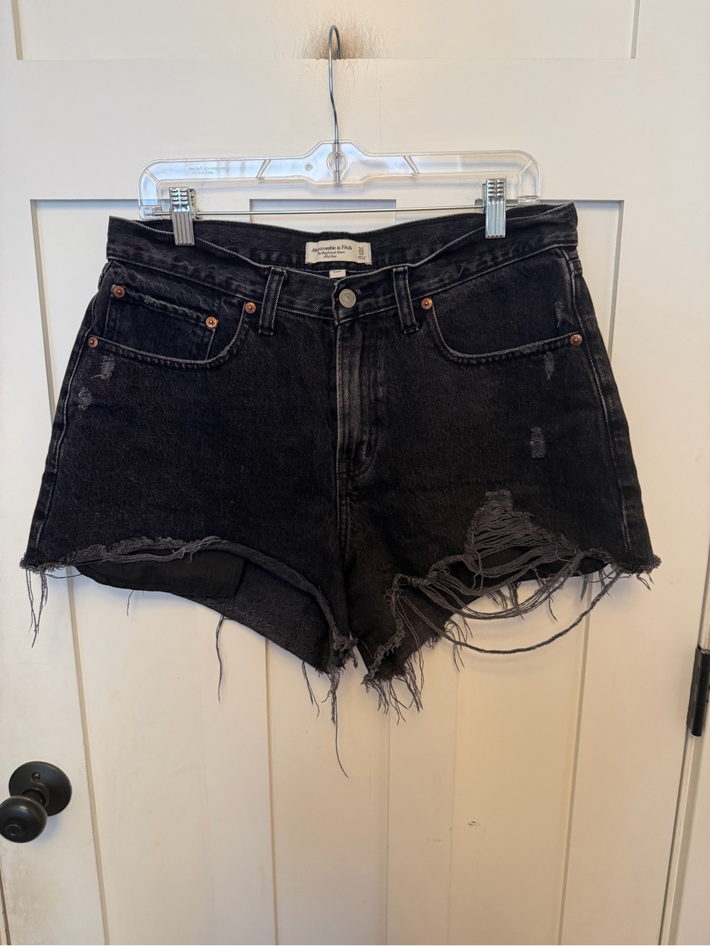 Abercrombie & Fitch Curve Love The Boyfriend Mid-Rise Shorts Black Distressed 12